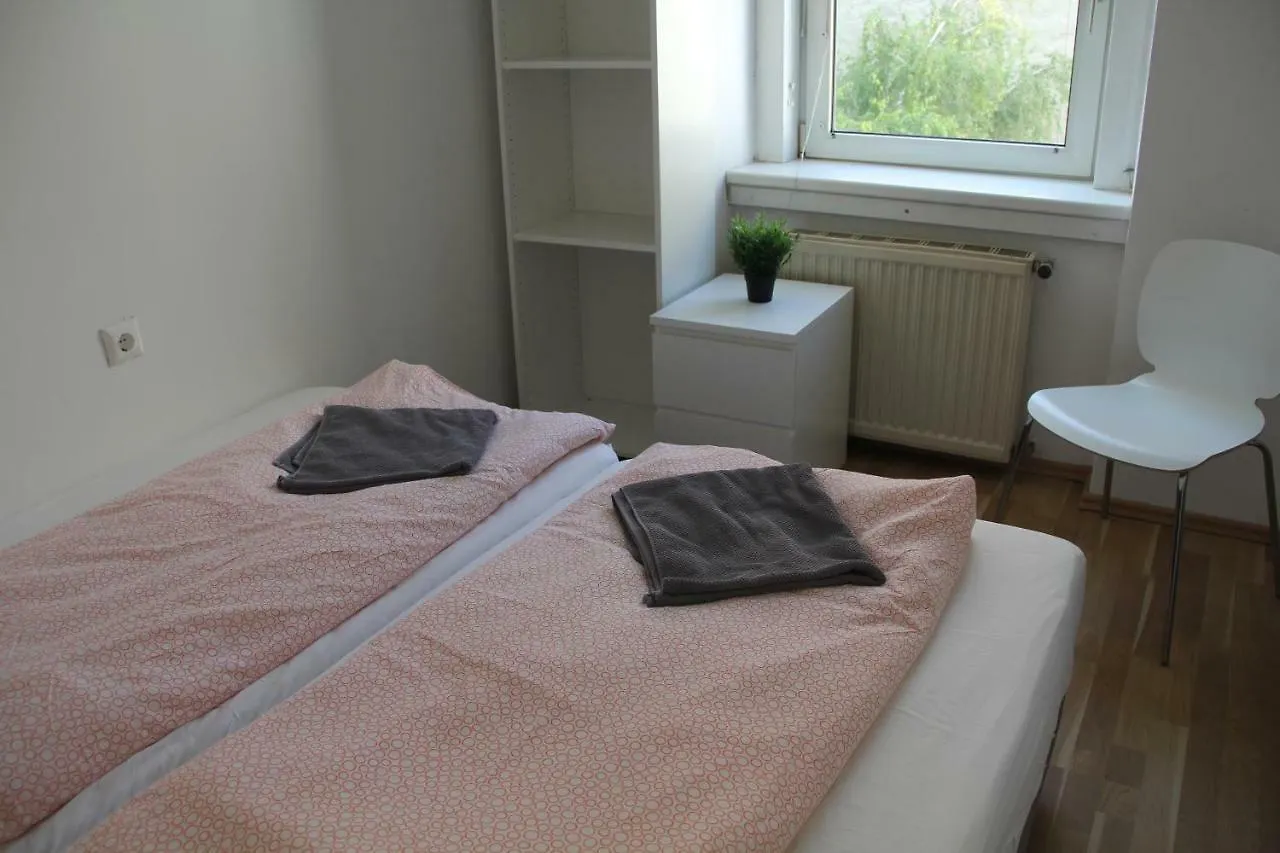 Hauptbahnhof S3 Apartamento Viena