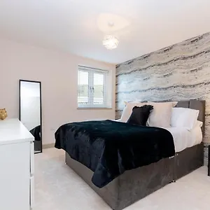  Apartment Avery House 2 - Two Bedroom With Outdoor Terrace By Bpne United Kingdom