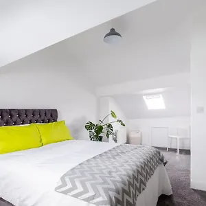  Holiday home Whole House In Centre Of Town Ideal For Contractors And Professionals United Kingdom