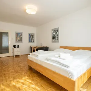 Apartment Living - Stephansdom, Vienna