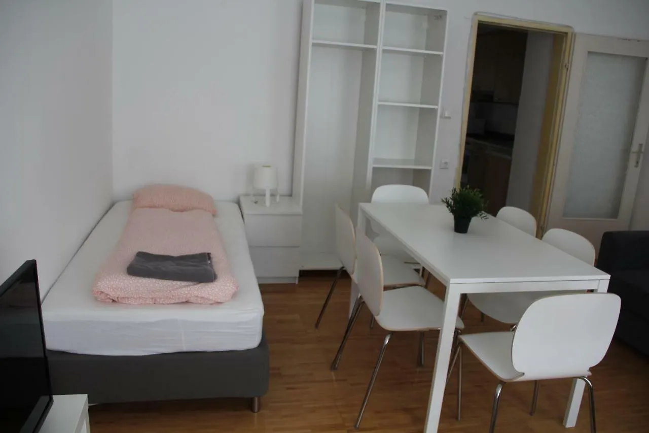Betariel'Com Hauptbahnhof Apartment Viena Austria